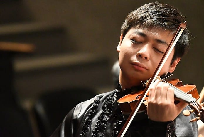 1CC Summer Music violin Violinist playing in Colorado College Summer Music Festival